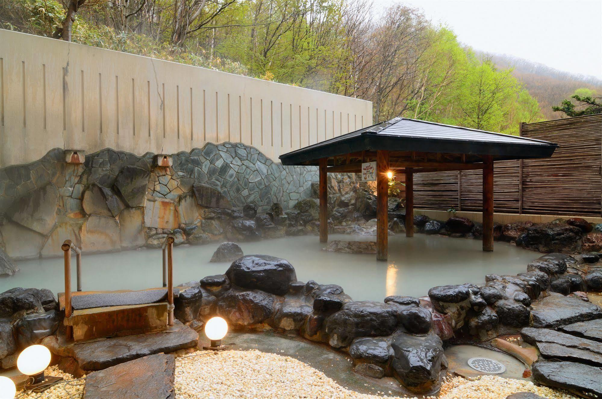 Hotel Noboribetsu Manseikaku Esterno foto